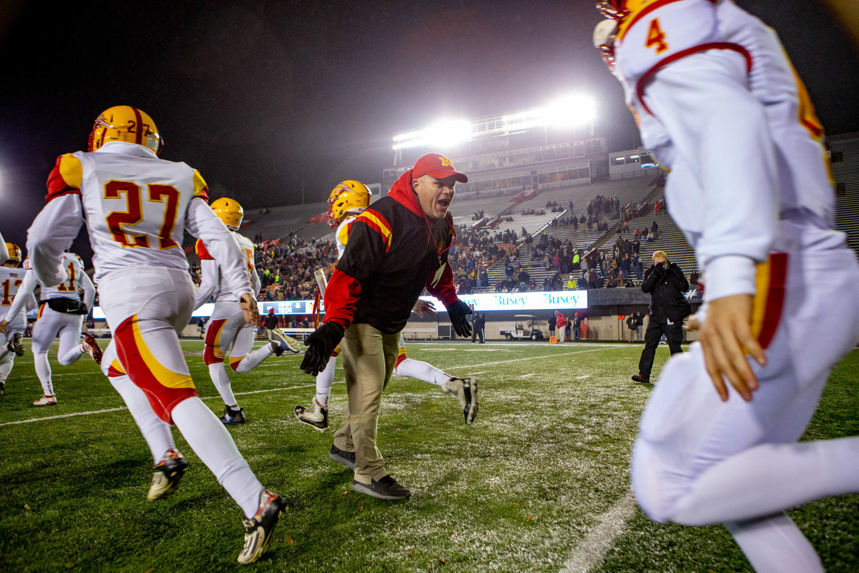 IHSA 4A Championship: Murphysboro Red Devils at Richmond-Burton Rockets